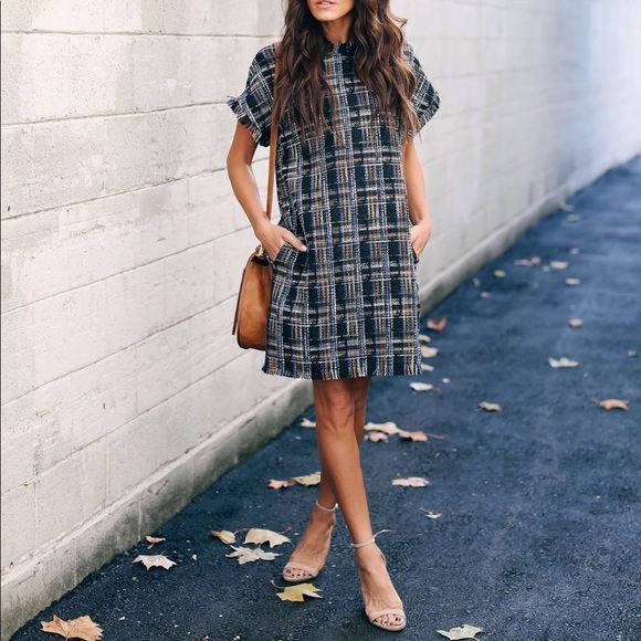 Claudine Pocketed Tweed Shift Dress - Picture 2 of 3